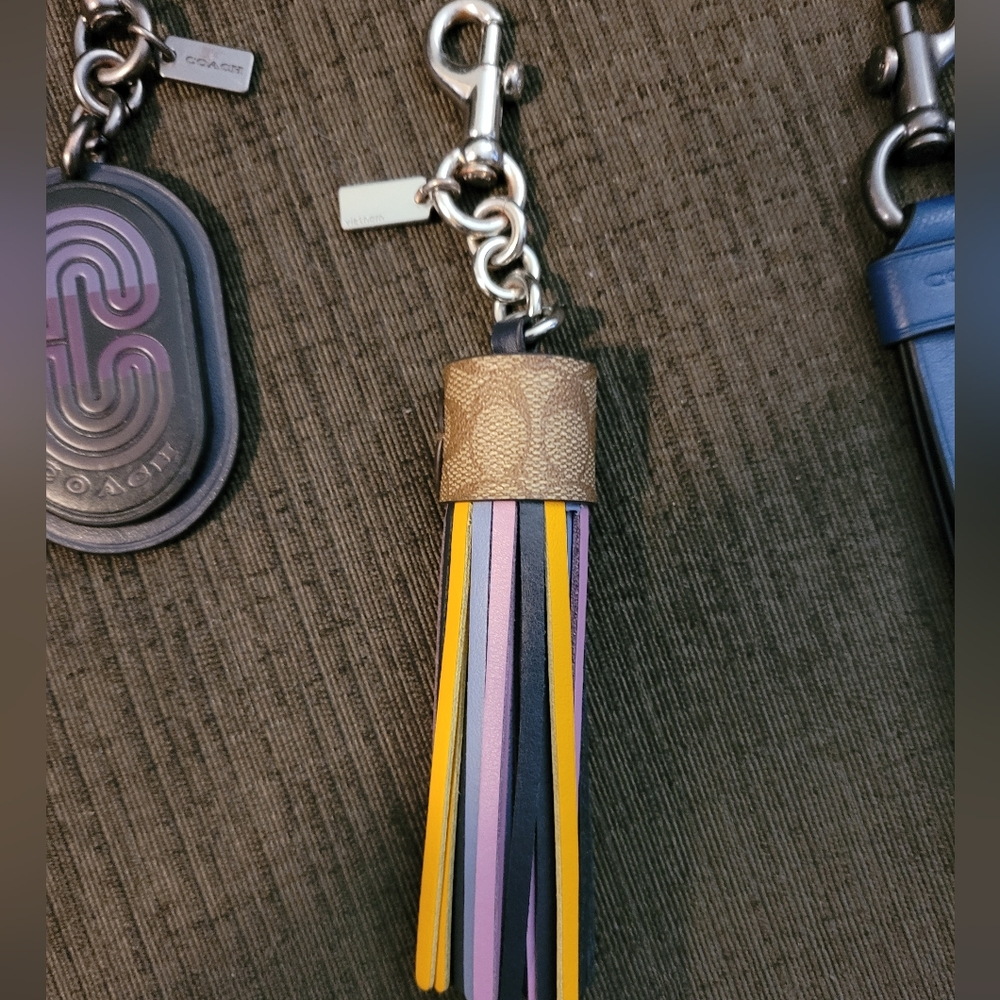 :::COACH Keychains::: - Picture 2 of 4